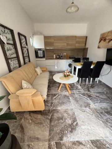 Macko, Apartmani Tivat Habitación foto
